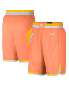 Short Swingman Nike Orange 2025/26 City Edition Remix Dri-FIT pour homme des Cleveland Cavaliers