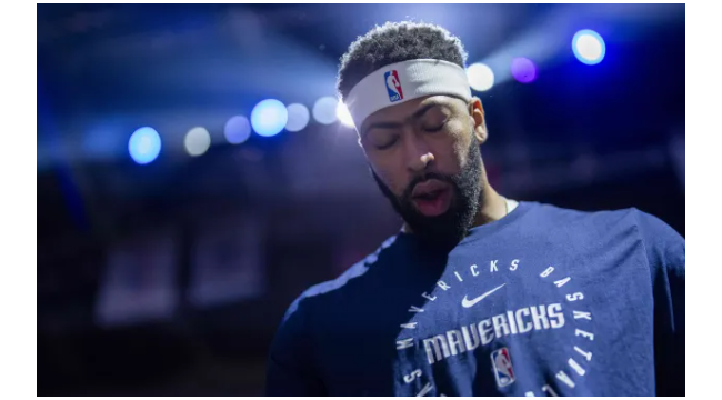 Dallas Mavericks prédit remplacer Anthony Davis avec un tireur impressionnant de six pieds 11 d'Allemagne
