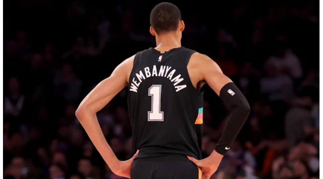 Les Knicks ont trouvé un moyen de garder Victor Wembanyama à l'échec