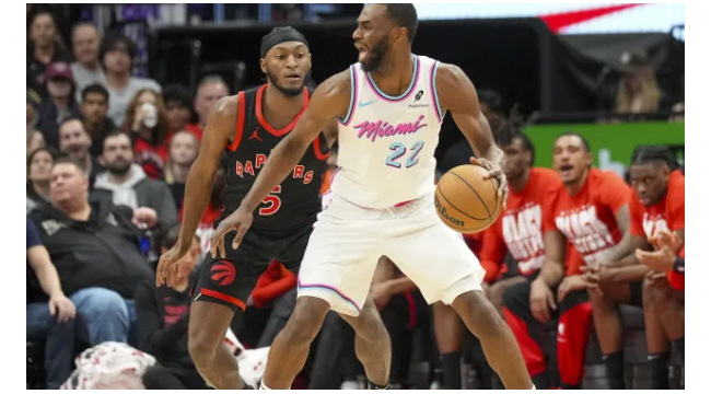 Andrew Wiggins estime que les Miami Heat méritent de sortir des spots du tournoi Play-In