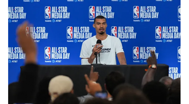 Victor Wembanyama demande à ses fans d'aider à retrouver son ami Elijah Hoard