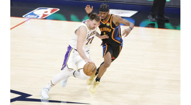 Équipes grandioses, les candidats au MVP se disputent alors que les Lakers affrontent Thunder