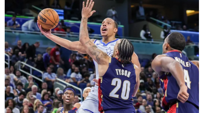 Desmond Bane emporte Magic devant les Cavaliers