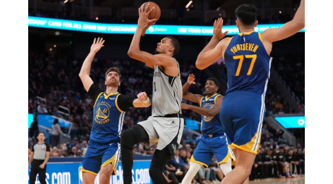 NBA roundup: Victor Wembanyama met 41 filets pour mener les Spurs à la 10ème victoire consécutive