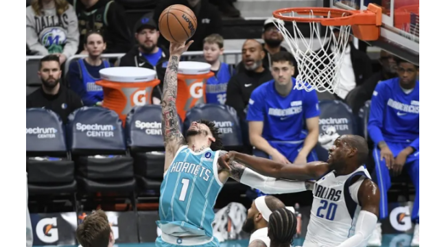Les Hornets détruisent les Mavericks pour revenir à .500