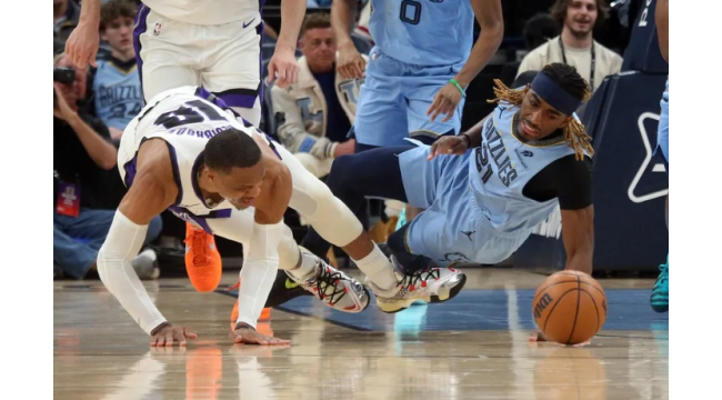 Les Kings battent les Grizzlies tard