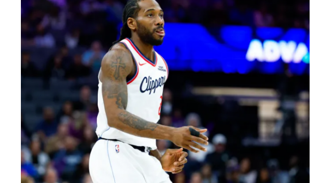 Les Warriors obtiennent de grandes nouvelles commerciales de Kawhi Leonard