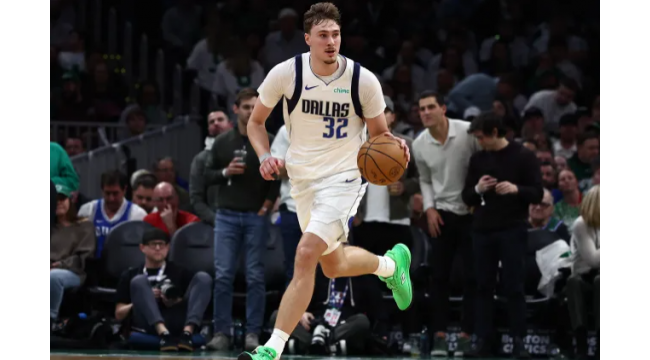 Cooper Flagg des Mavericks offre une saison de débutant rarement vue depuis Michael Jordan