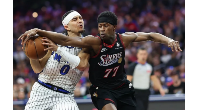 Tyrese Maxey (31 points) envoie les 76ers devant Magic, en éliminatoires