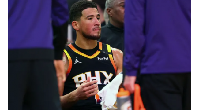 Devin Booker a choqué le vestiaire du All-Star Game lorsqu'il a rejoint la jeune équipe
