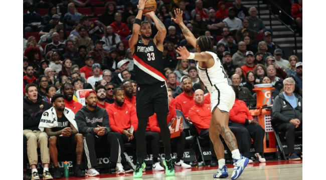 Toumani Camara des Blazers bouscule sur la nuit de carrière: Bucks gashed par NBPA pour tanking