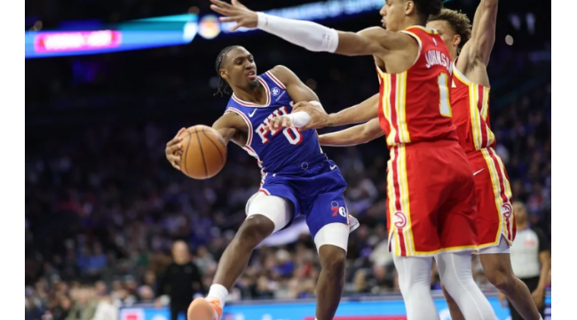 Les Hawks terminent la saison de quatre matchs des 76ers