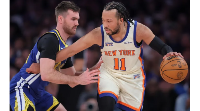 Les Knicks se remettent du déficit de 21 points, repoussent les Warriors