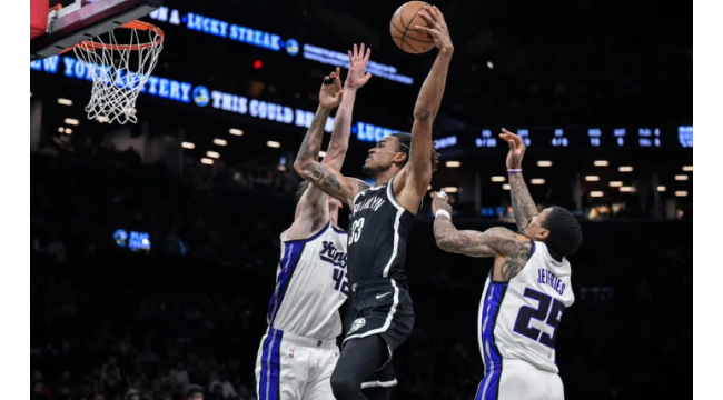 Les Nets arrêtent 10 matchs de perte, se vengent des Kings