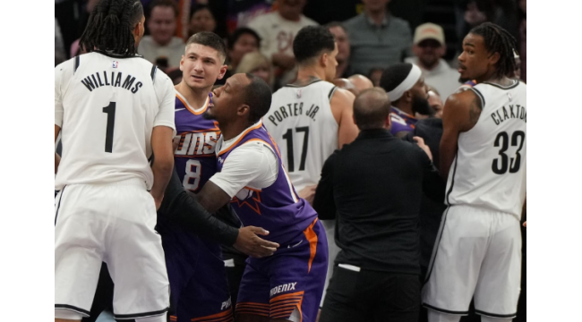 Les Suns battent les Nets 106-102 après que les équipes se battent à la fin du quatrième trimestre