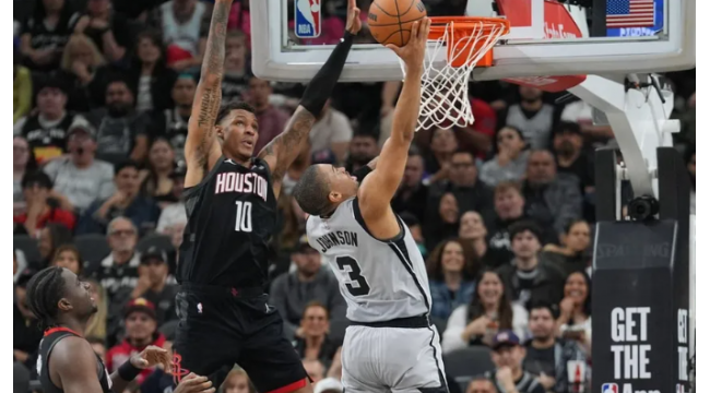 Croisière des Spurs au plus haut point total de la saison en romp over Rockets