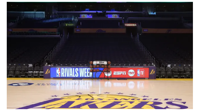 Les Lakers ont exhorté à couper enfin les liens avec 101 millions de dollars quatre fois champion de la NBA, 22 fois All-Star