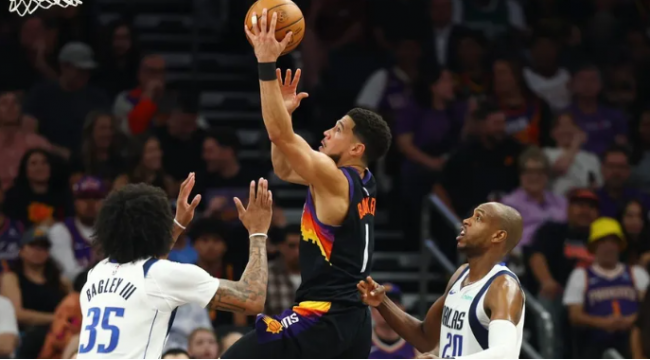 Les Soleils sécurisent la 7e semence en Ouest avec une victoire sur les Mavs