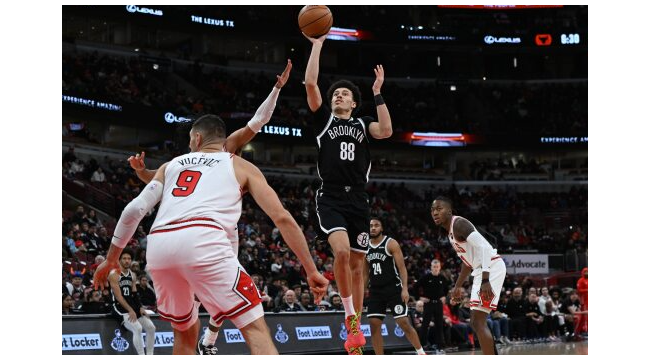 Les Taureaux battent les Nets 124-102 pour diviser le set à domicile