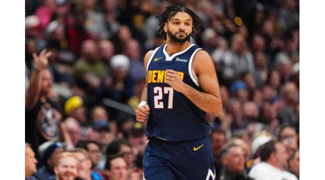 Doncic a un triple-double alors que les Lakers se rallient devant les Nuggets, 115-107