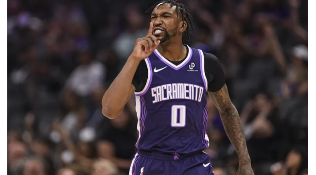 Malik Monk (32 points), les Kings repoussent les Nets