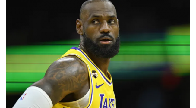 L'ancien Laker Juan Toscano-Anderson intervient dans le débat GOAT