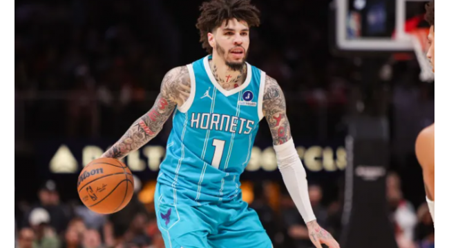 Charles Lee se réjouit de la volonté de LaMelo Ball d'être playmaker malgré sa nuit chaude