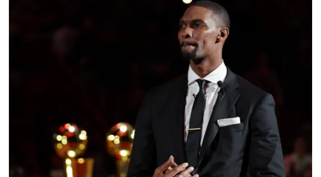 Qu'est-ce qui est arrivé à Chris Bosh ? L'ancienne star de Heat discute de se réveiller "couverte de son propre sang"