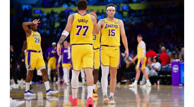 Nuggets, Lakers affrontent au milieu d'une course étroite aux séries éliminatoires de l'Ouest
